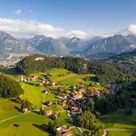 Sonnenterrasse Mit Bergblick, Ruhig & Modern, Bei Oberstdorf * オーベルストドルフ
