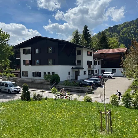 Private Terrasse & Bergluft Bei Oberstdorf Appartement *